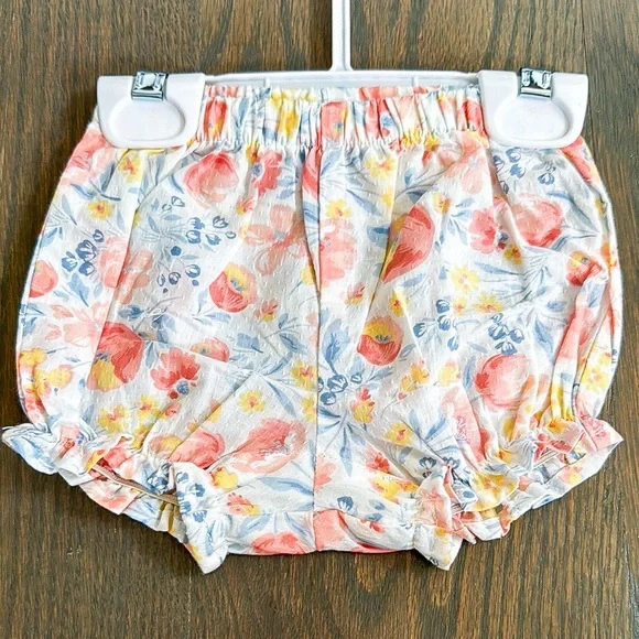 Tommy Bahama 3 Piece Set 3-6 Months - Picture 4 of 7